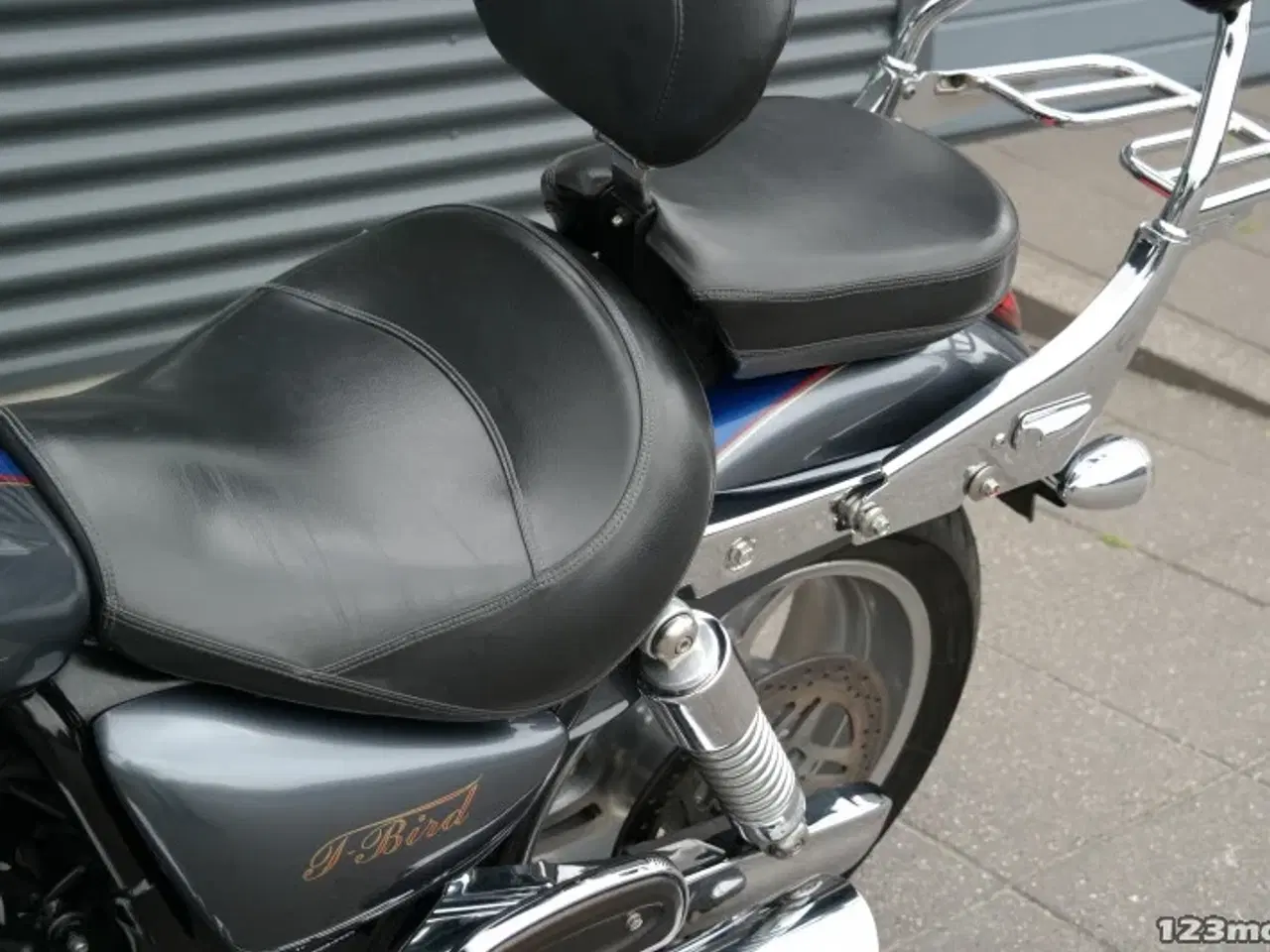 Billede 25 - Triumph Thunderbird MC-SYD       BYTTER GERNE