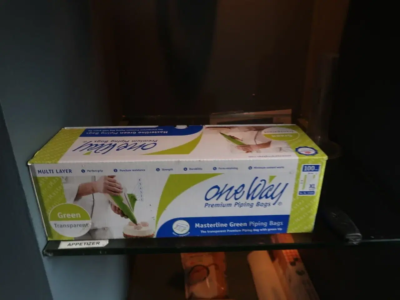 Billede 14 - 16 hylder med indhold