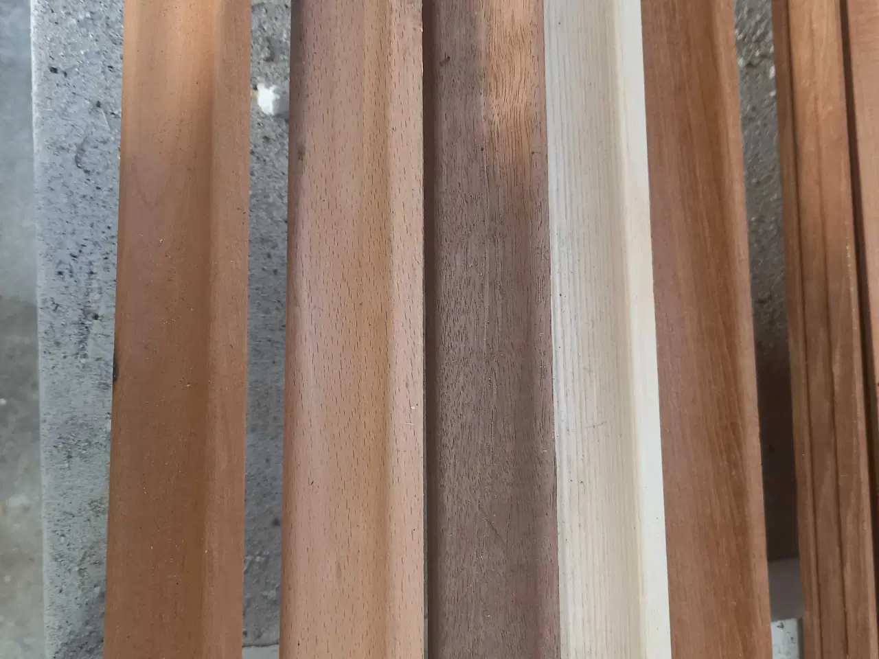 Billede 1 - Hulkel lister 30×30mm