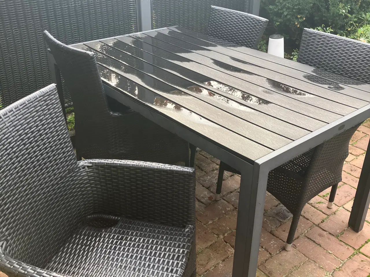 Billede 1 - Havebord med 4 stole