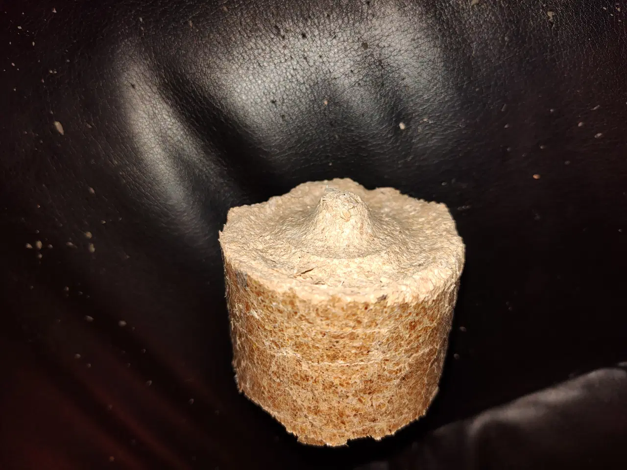 Billede 2 - Træbriketter god kvalitet