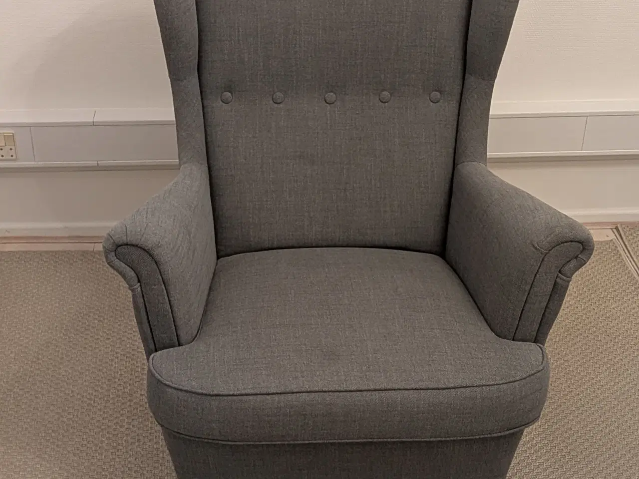 Billede 6 - Klassisk STRANDMON øreklapstol – Nordvalla mørkegr