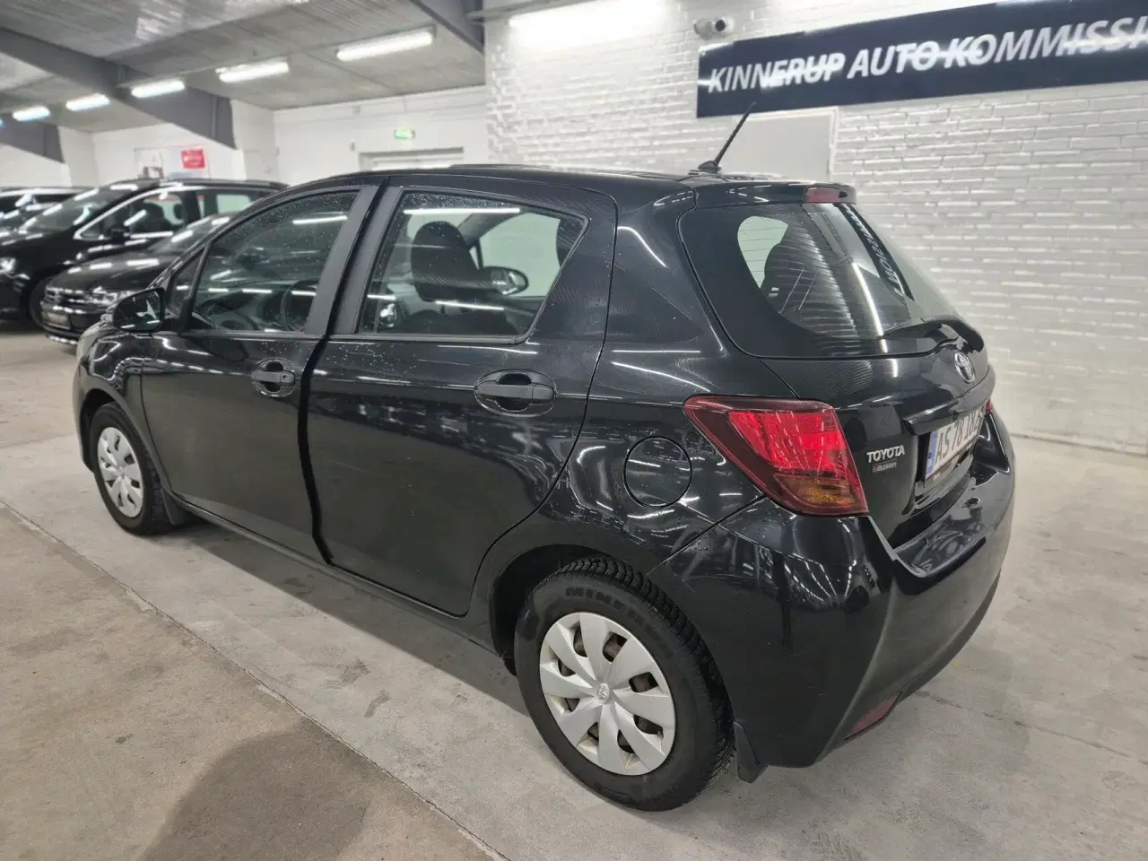 Billede 4 - Toyota Yaris 1,0 VVT-I T1 69HK 5d