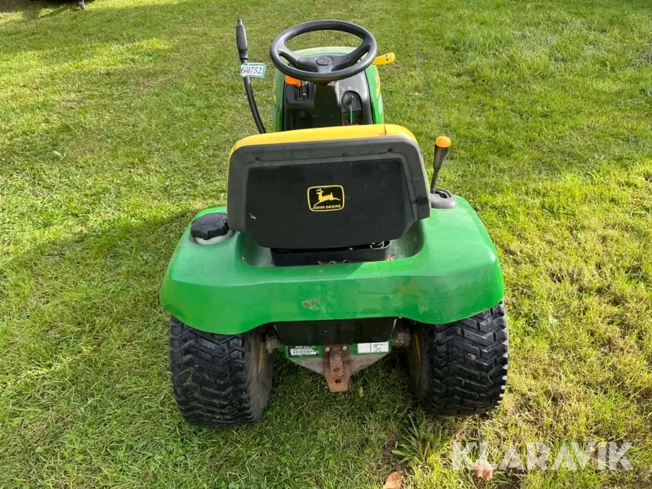 Billede 9 - Græsslåmaskine John Deere LT133