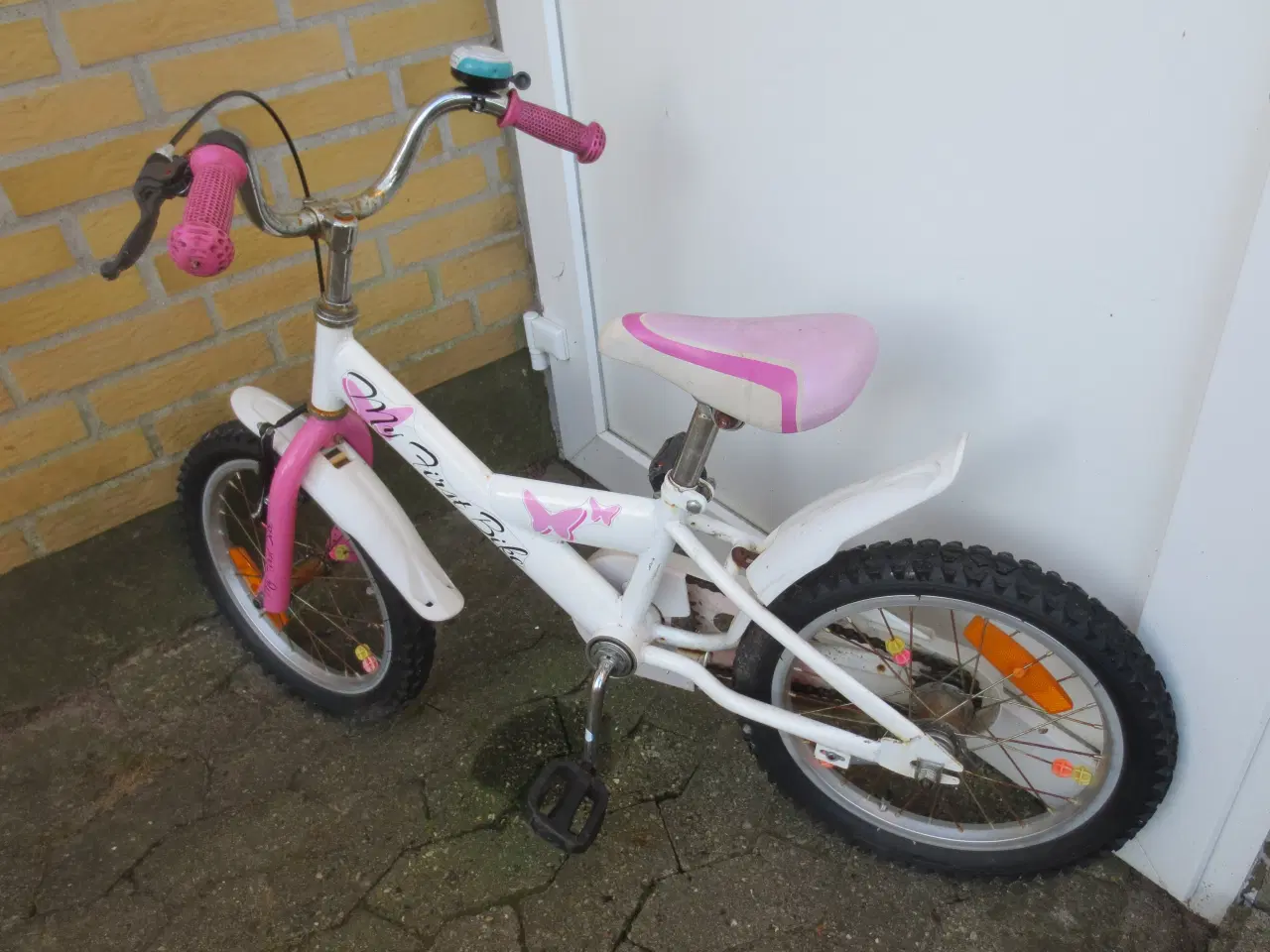 Billede 2 - 1 stk Pigecykel My First Bike 16 tommer hjul 