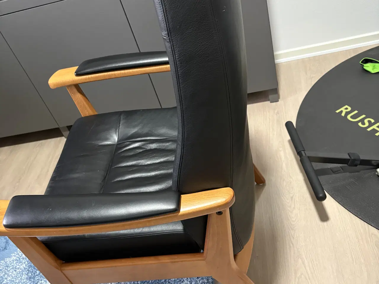 Billede 6 - Farstrup lænestol i læder 