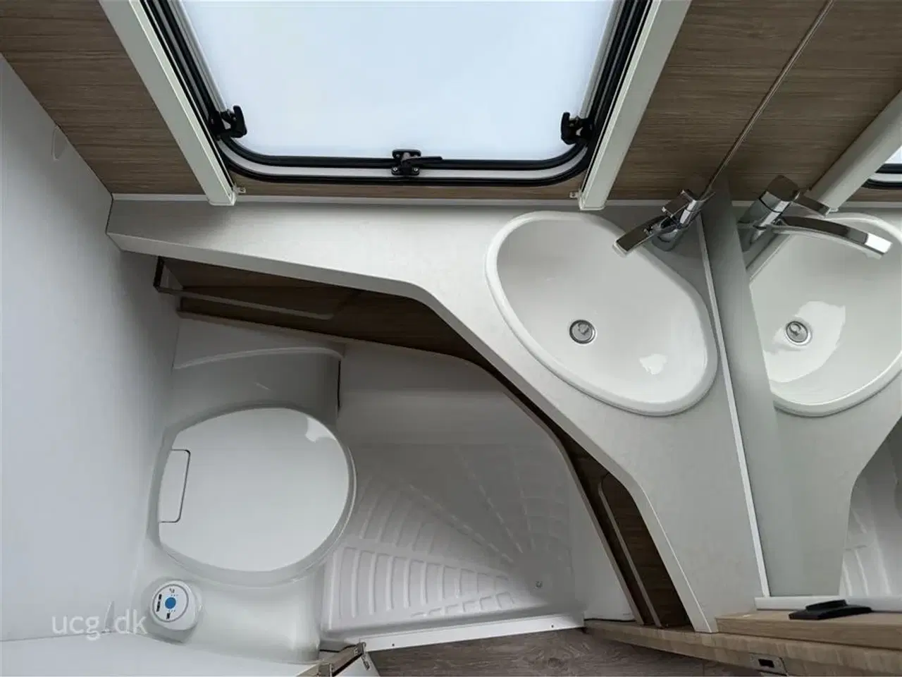 Billede 8 - 2024 - Fendt Bianco Activ 465 SGE   Prisen er inkl. klargøring, gastest, fugttest, syn og nummerplade.