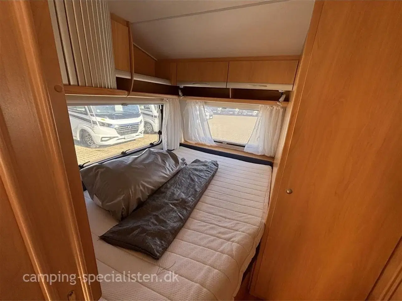 Billede 8 - 2005 - Knaus Sport 450 FU   Knaus Sport 450 FU model 2005 kan nu ses hos Camping-Specialisten