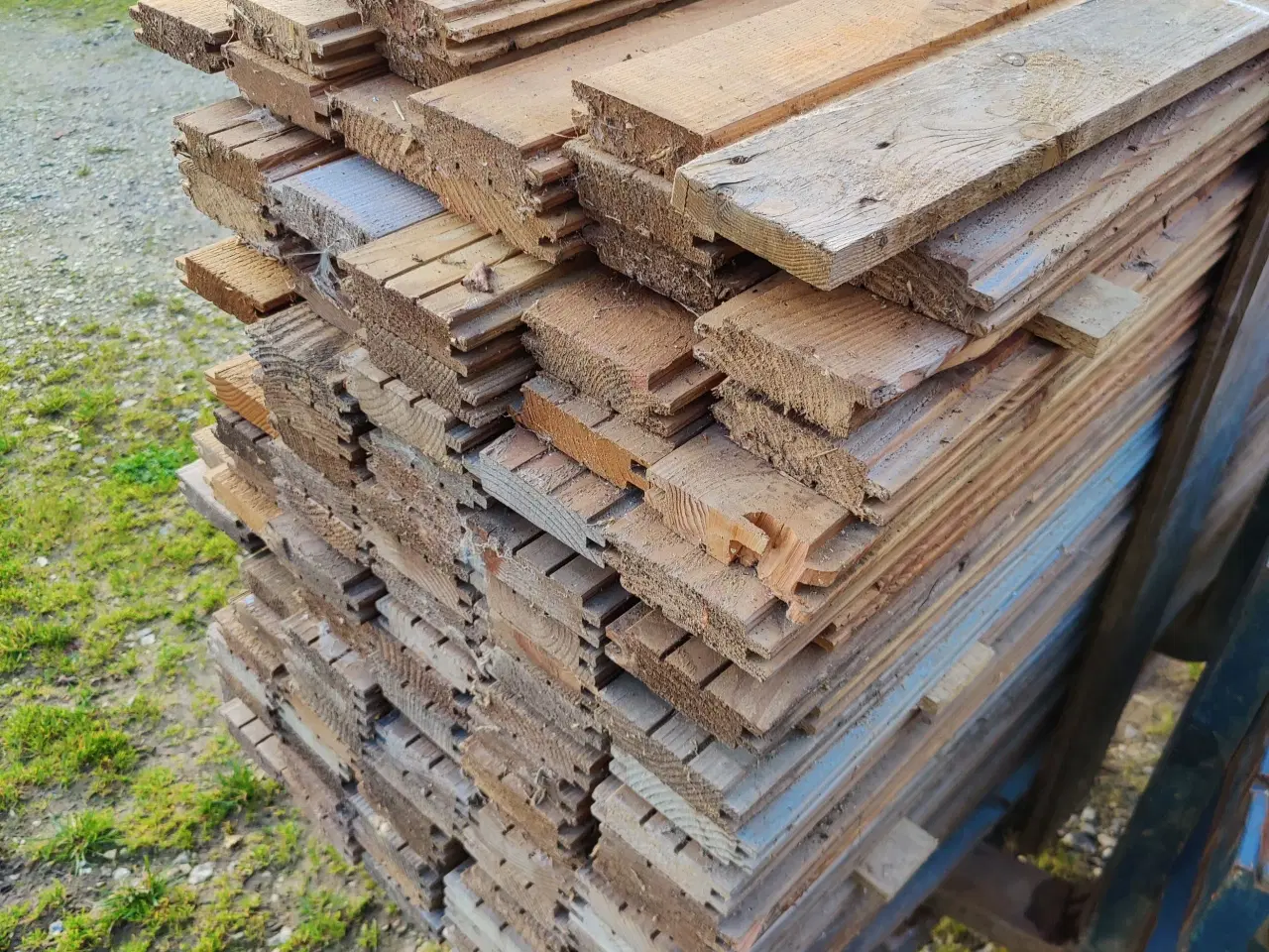 Billede 2 - Fer og not lærketræsbrædder 