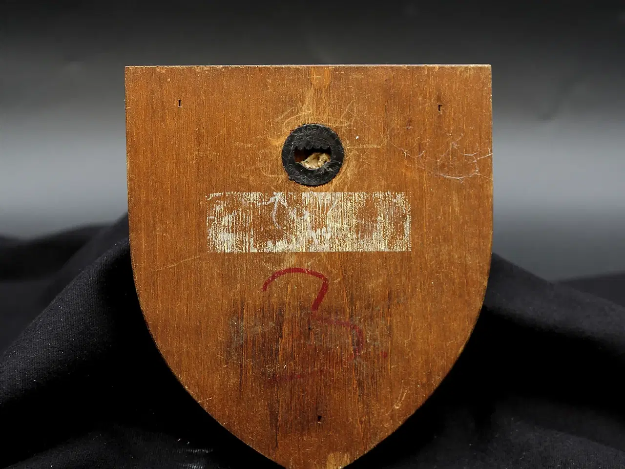 Billede 2 - HMS President Royal Navy skjold