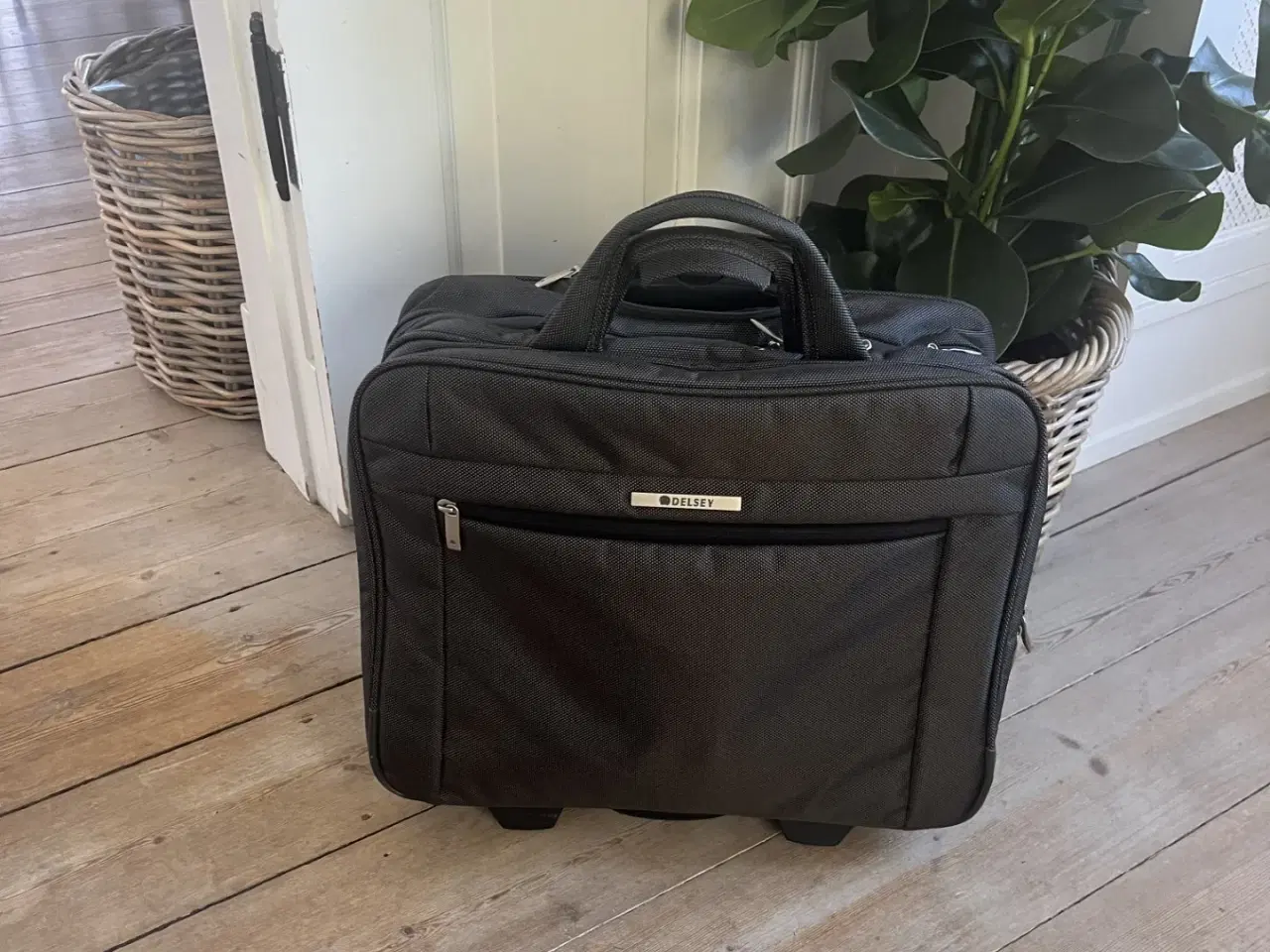 Billede 3 - Computer taske fra Delsey