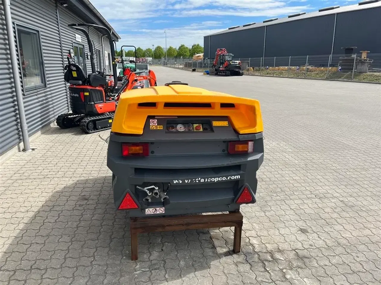 Billede 6 - Atlas Copco XAS 97 5M3 kompressor på ski. Kun kørt 298T