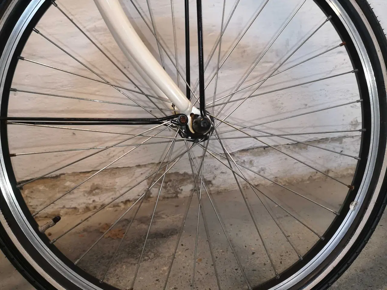 Billede 7 - Mustang 24"  3 gear Nyt dæk 👌 meget velholdt 👌