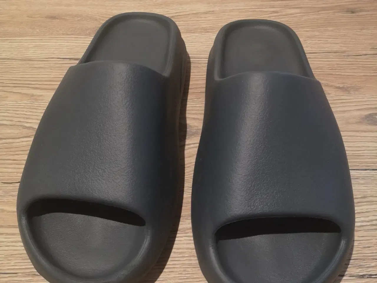 Billede 3 - Adidas Yeezy sneakers, str. 44 2/3