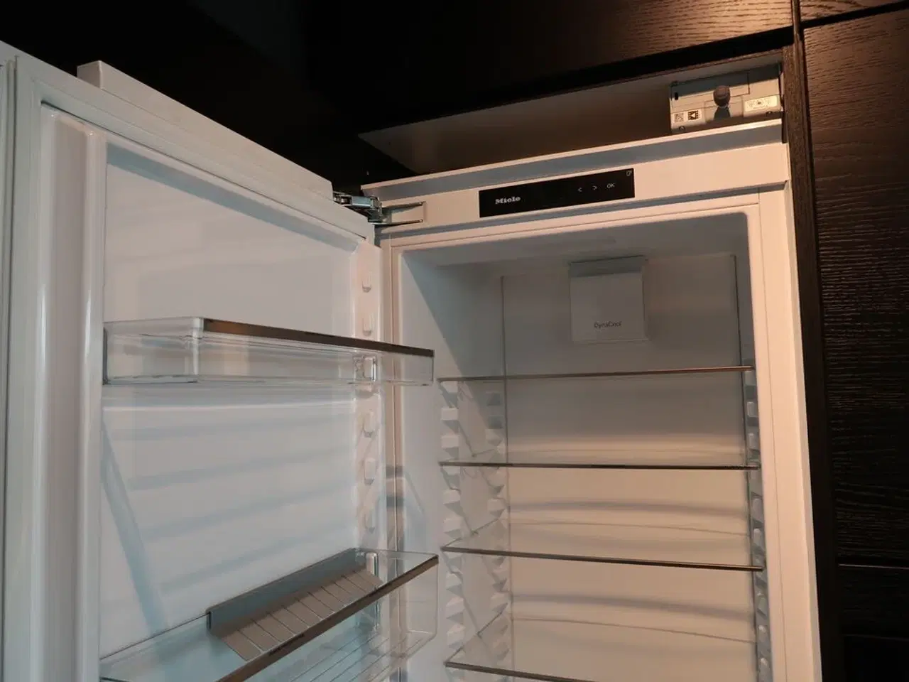 Billede 2 - Integreret køleskab MIELE K 7743 E
