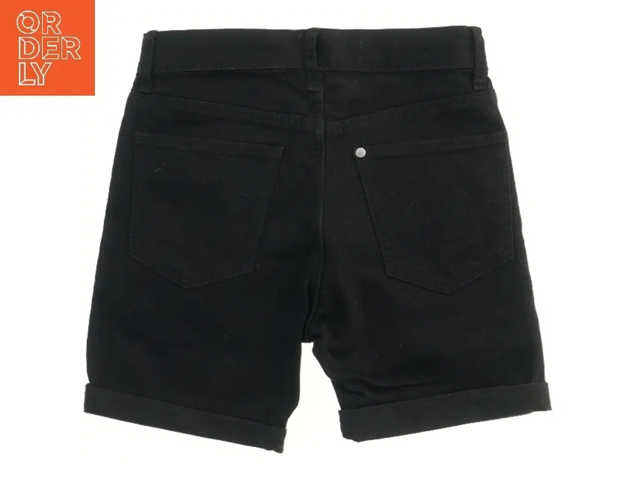 Billede 2 - Korte bukser fra H&M (str. 140)