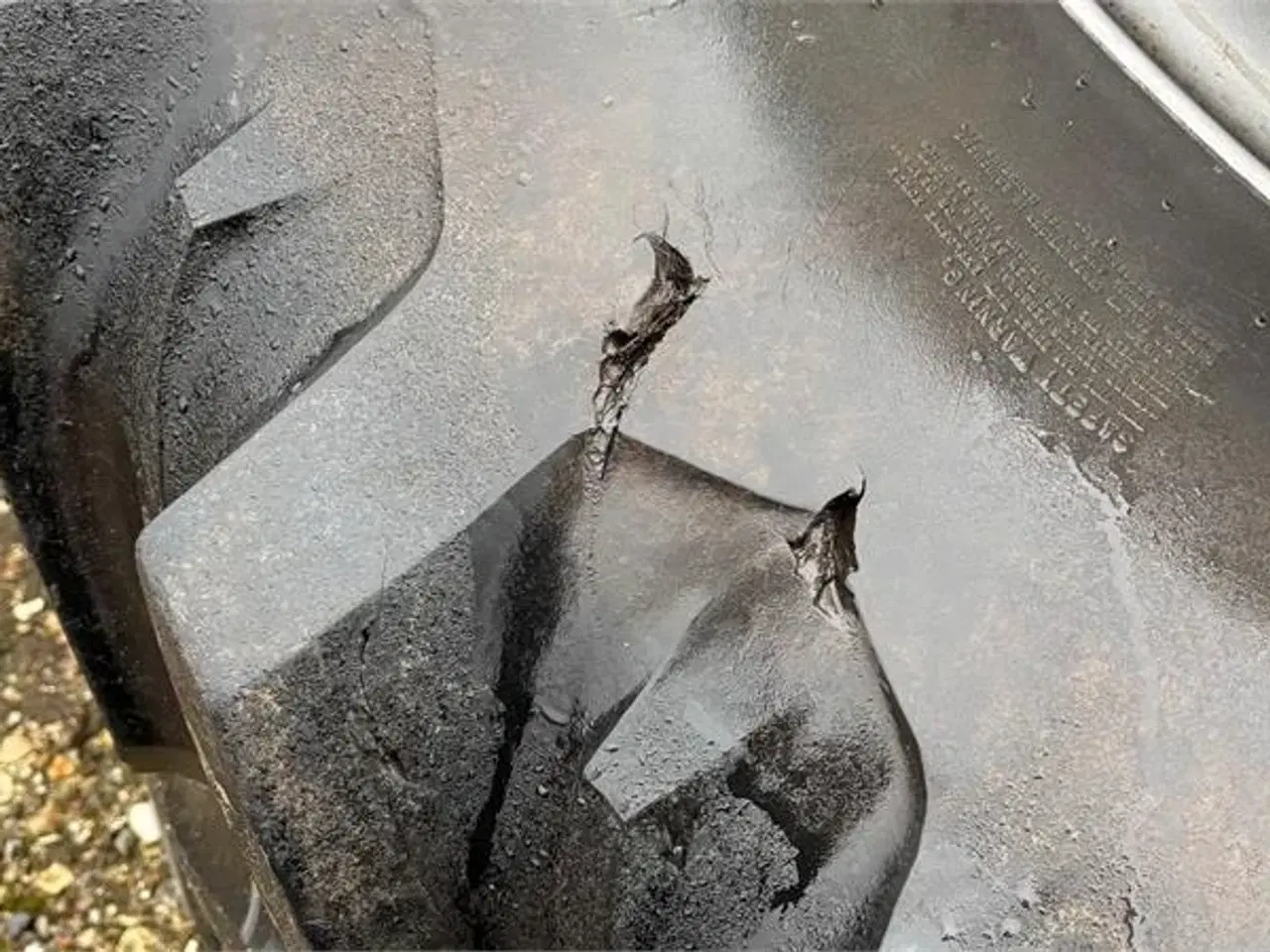 Billede 4 - Firestone 520/85R38 / 20.8R38 20.8-38 med 8 spænder