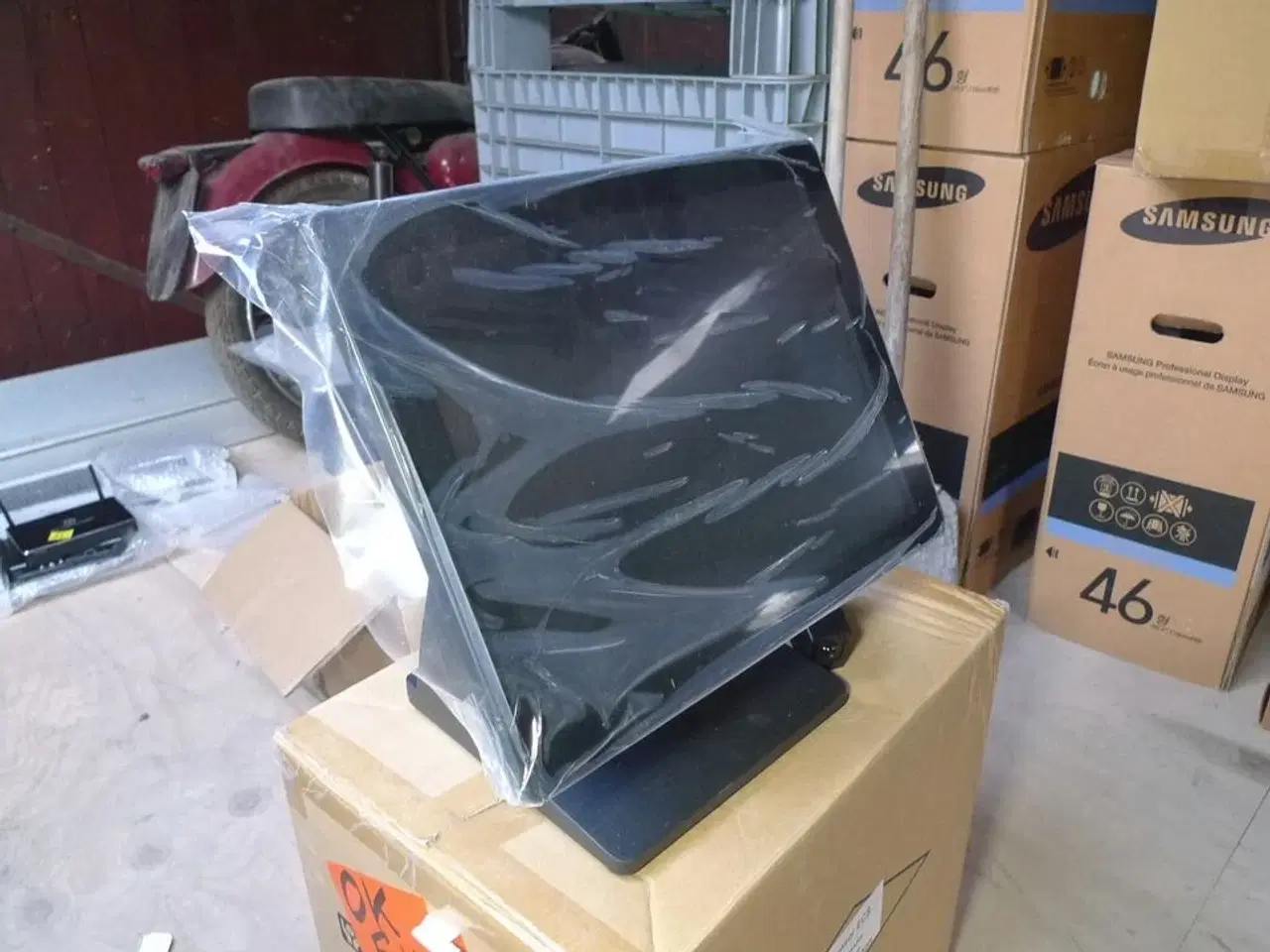 Billede 4 - 15″ True-Flat Touch Display modelnr.: M467PB