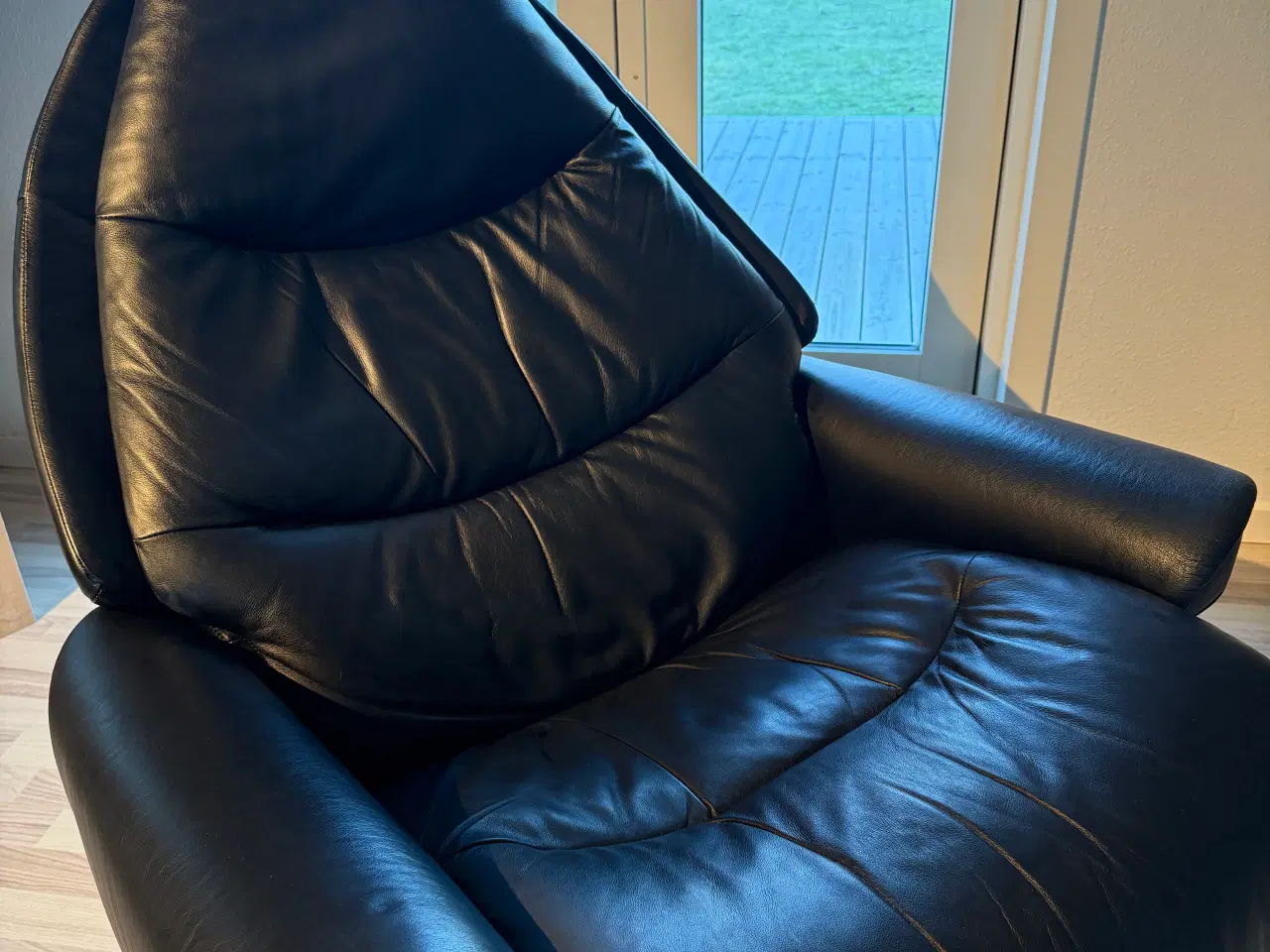 Billede 4 - Stressless Voyager sort lænestol m skammel