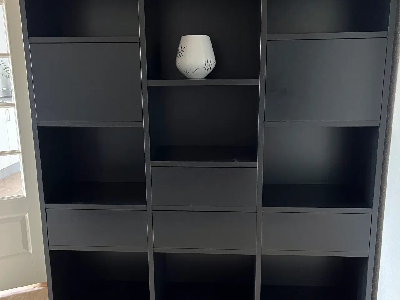 Billede 1 - Boconcept reol i massiv sort egetræ
