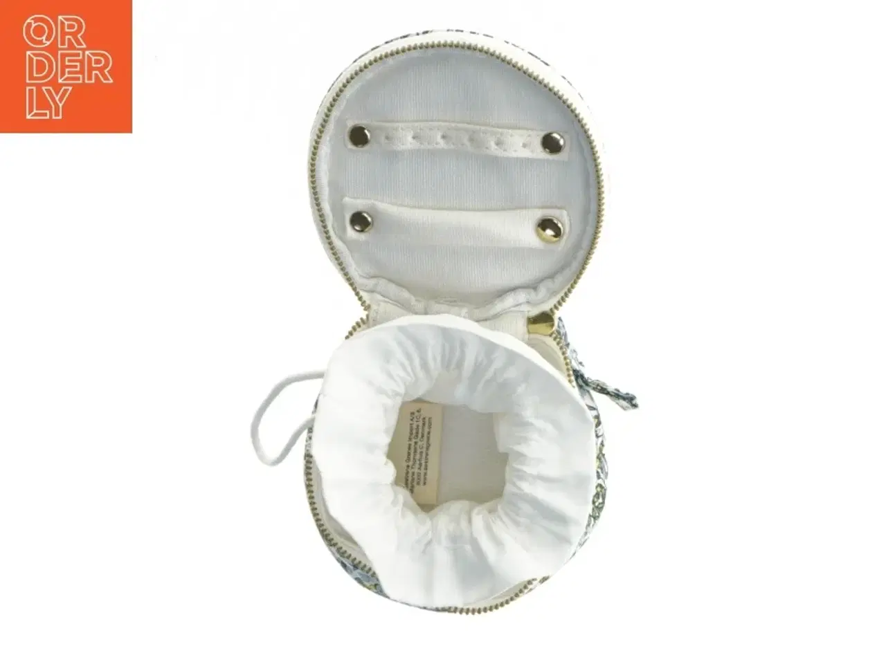 Billede 2 - Blomstret smykkepose fra Søstrene Grene (str. Ø 11 cm)