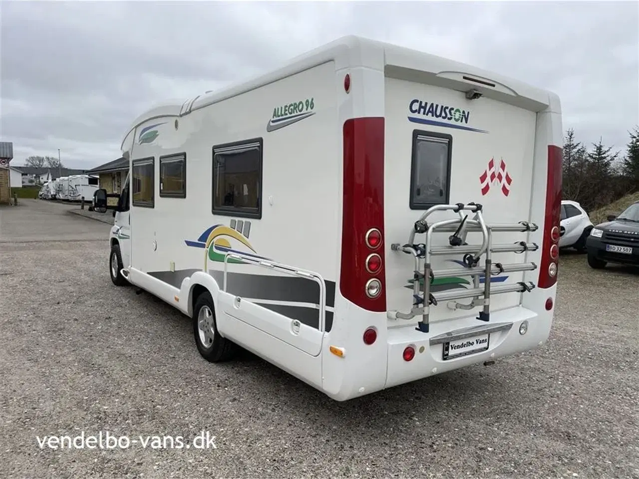 Billede 2 - 2008 - Chausson Allegro 96   Enkelsenge i lav (sidde) højde og toilet og bad i bagenden