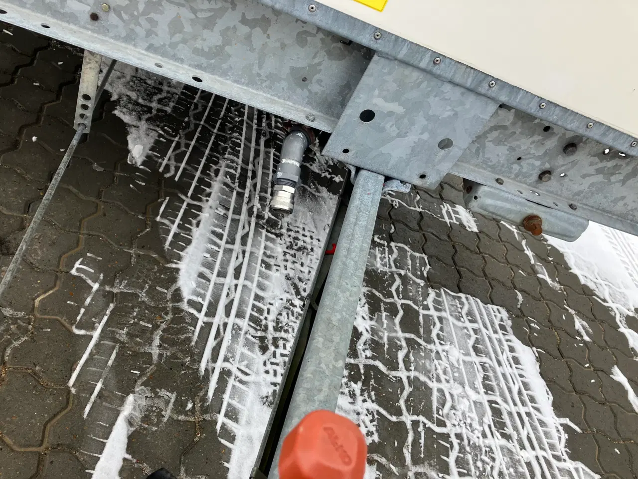 Billede 6 - Kontorvogn med toilet og lille tee køkken.