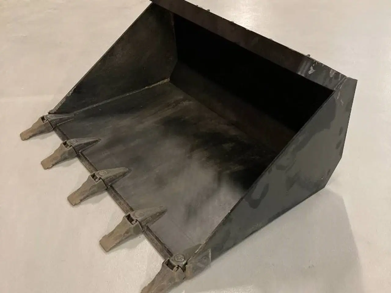 Billede 1 - Avant Skovl m. tænder 93 cm