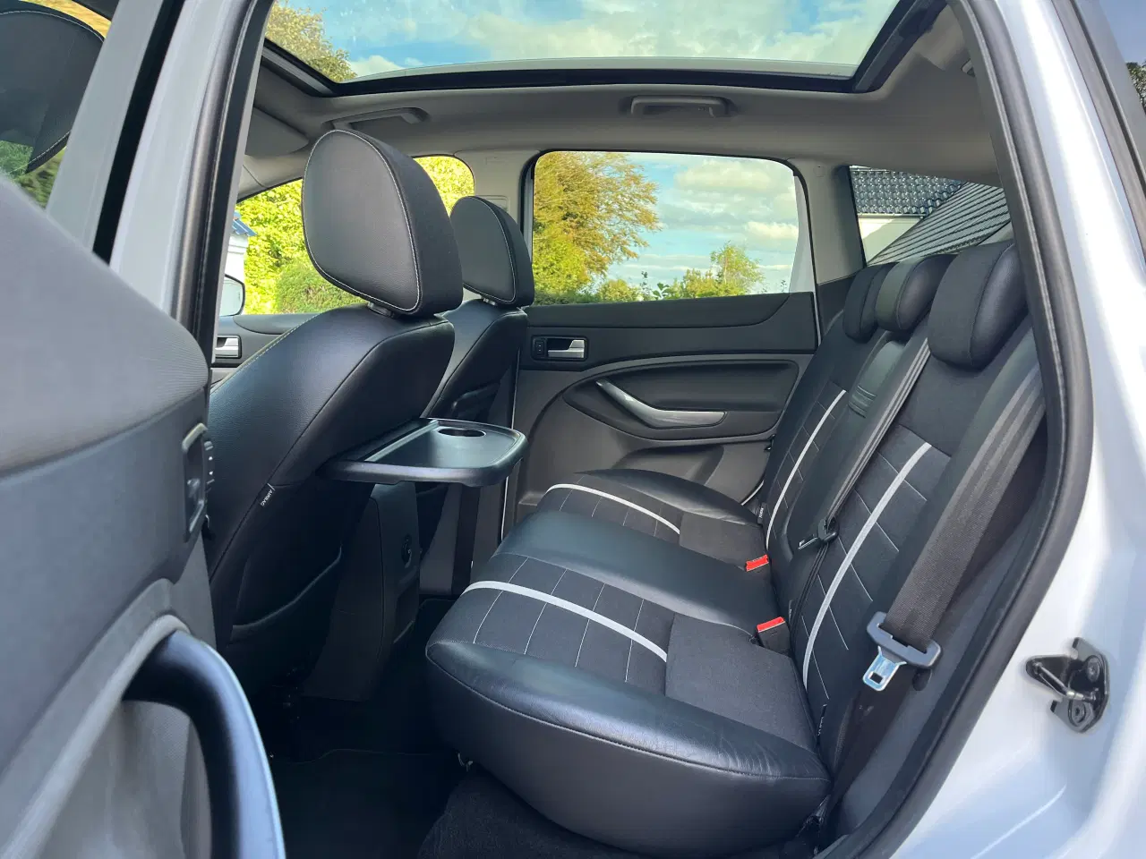 Billede 12 - Ford Kuga mk1 140 TDCI Titanium