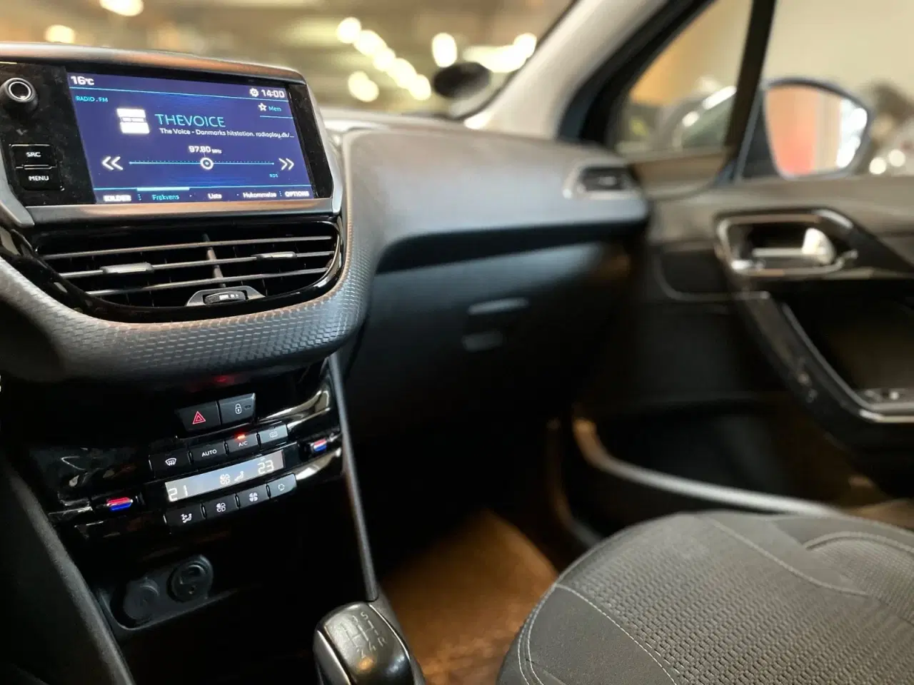 Billede 12 - Peugeot 208 1,6 BlueHDi 100 Allure Sky