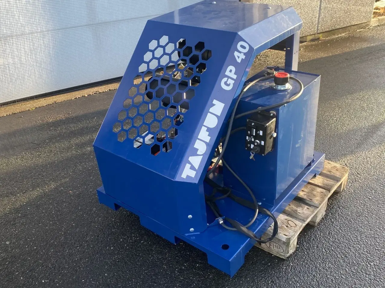 Billede 1 - Tajfun GP 40 Benzin motor Demo