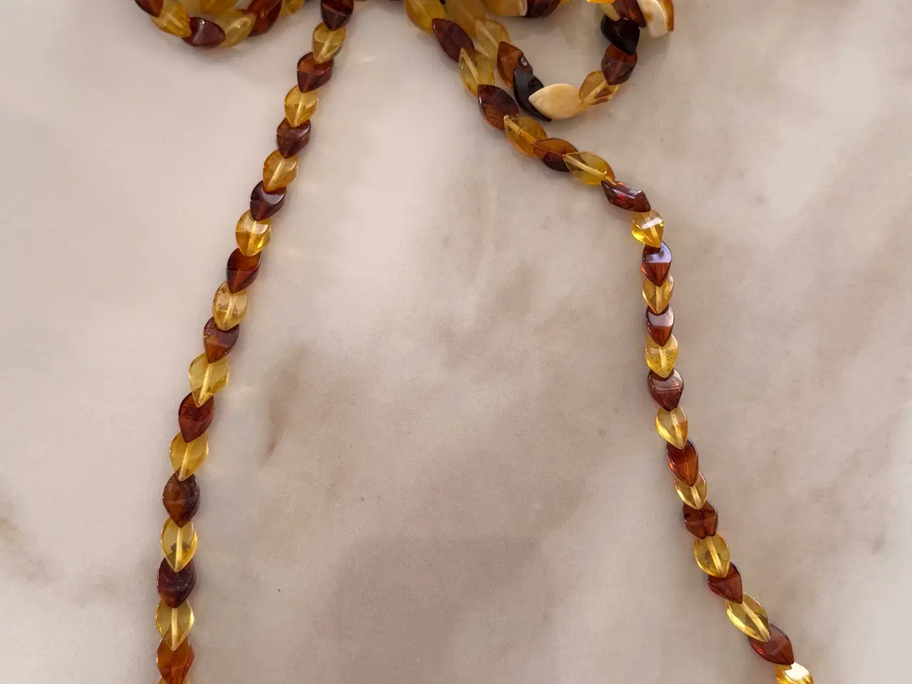 Billede 17 - For mange ravfarver, specialstykker og håndlavede