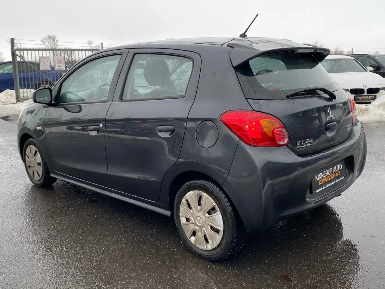 Billede 4 - Mitsubishi Space Star 1,0 Inform 71HK 5d