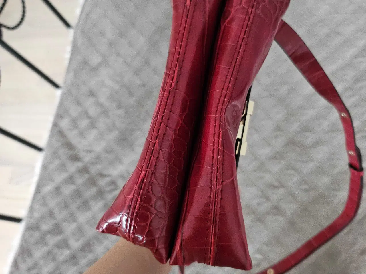 Billede 5 - Skuldertaske fra zara