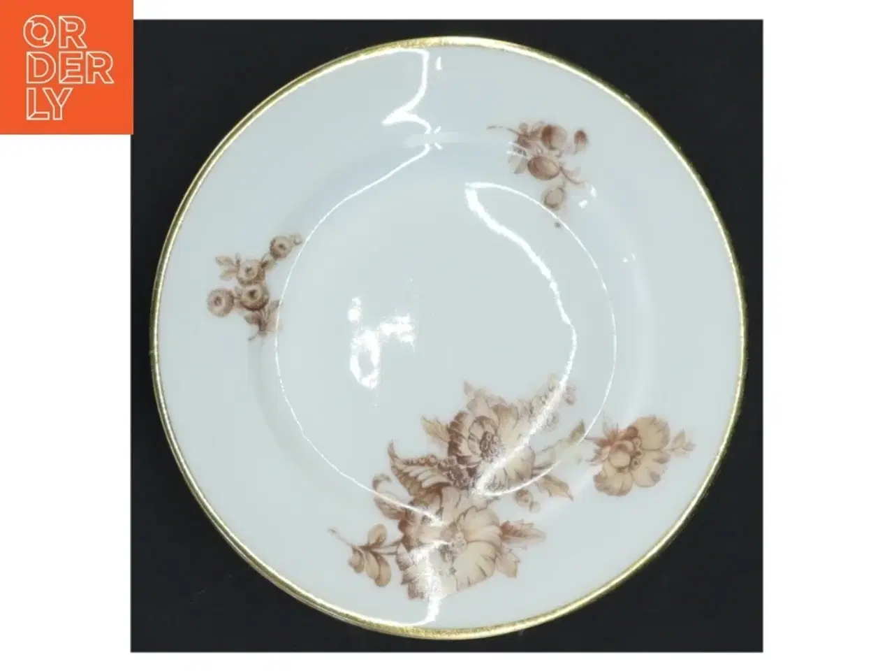 Billede 6 - Porcelænstallerkener med guldkant og blomstermotiv (str. Ø 15 cm)