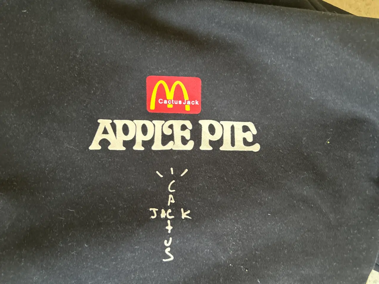 Billede 2 - Travis Scott x ApplePie McDonalds 