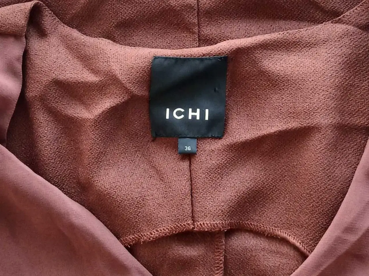 Billede 7 - Kjole. ICHI. Small/36