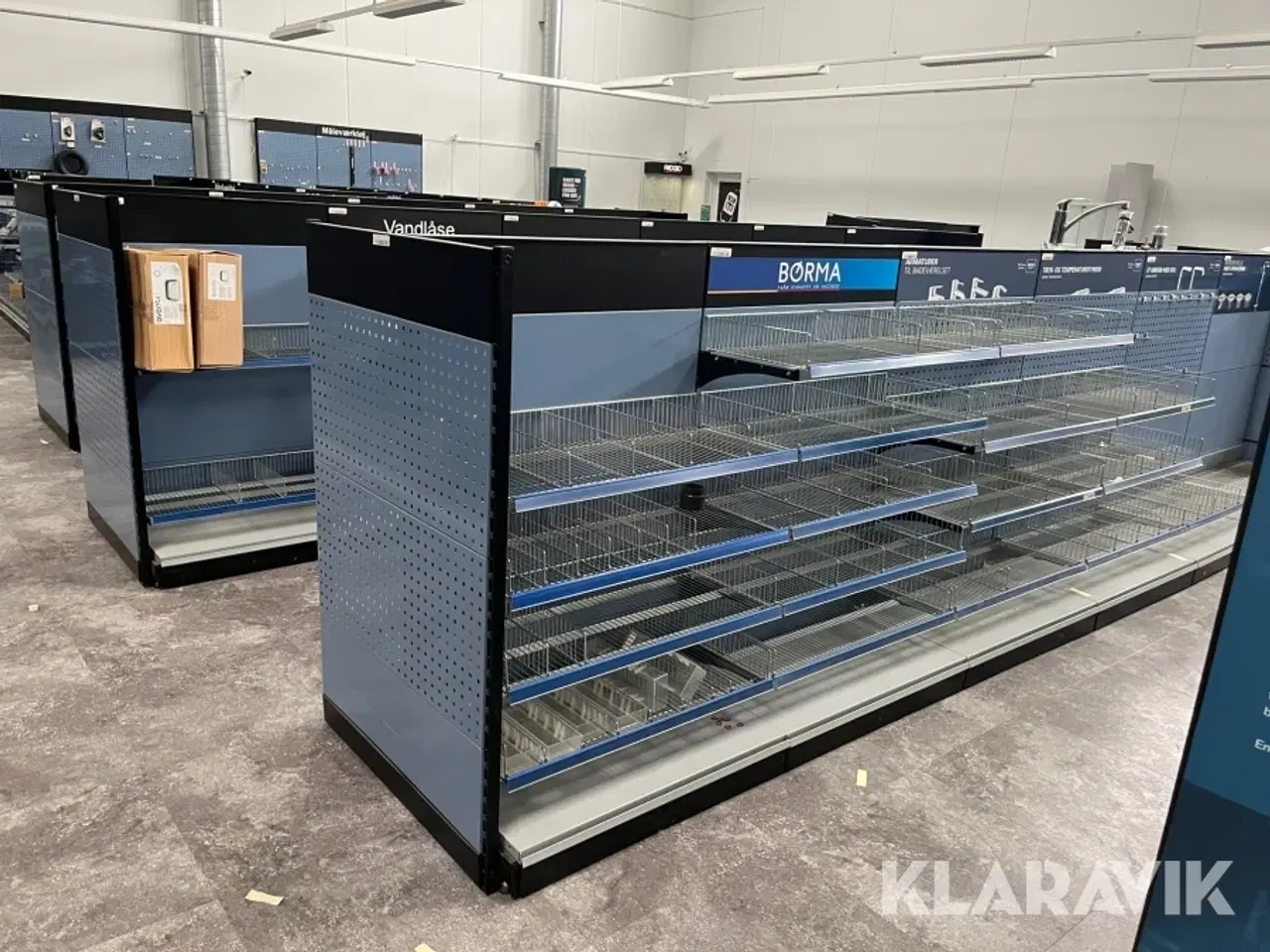 Billede 1 - Værksteds/butik inventar