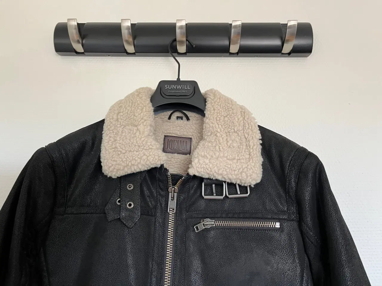 Billede 3 - Bomberjakke Str. 50 / Medium