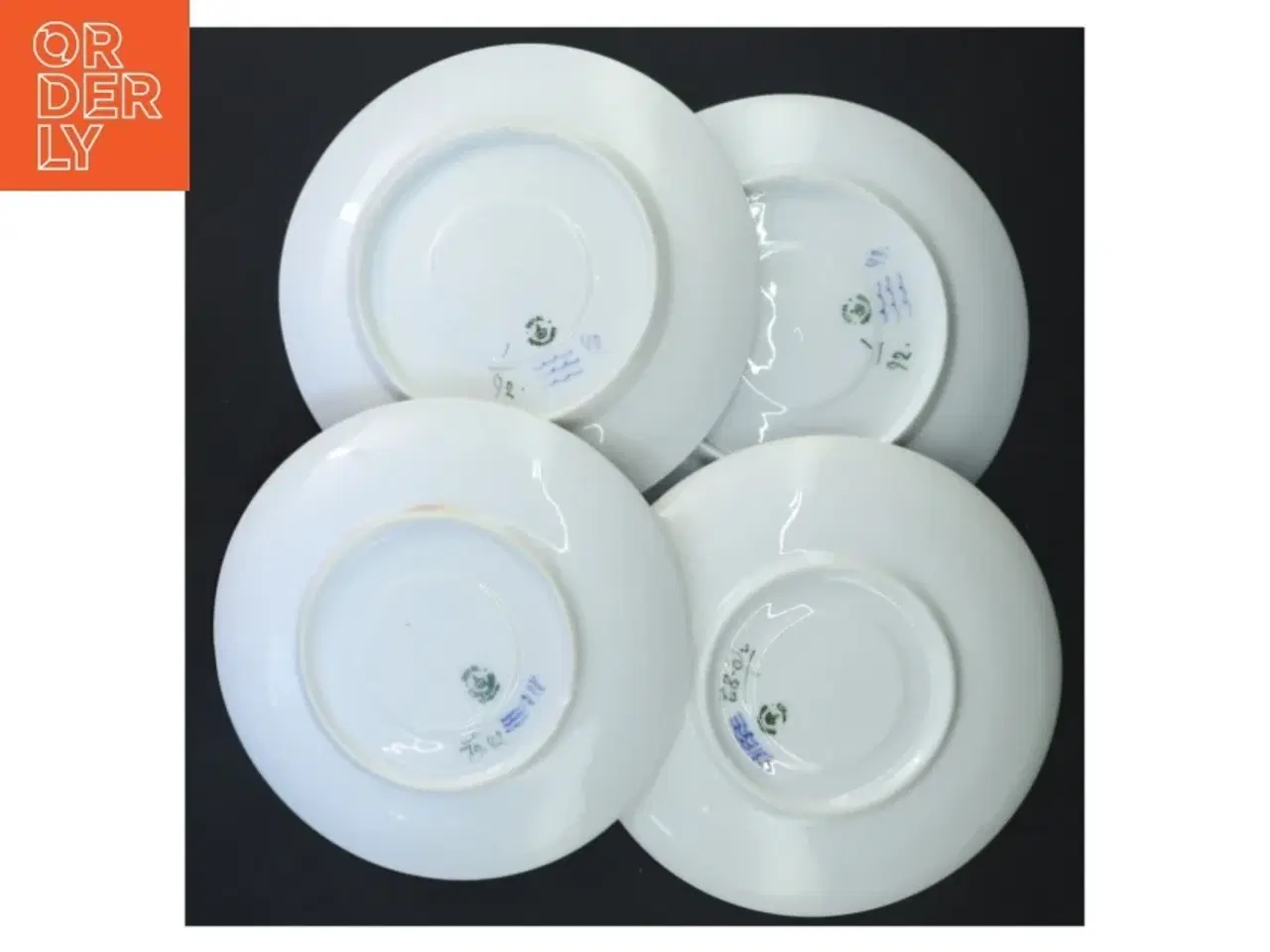 Billede 2 - Sæt af Royal Copenhagen tallerkener fra Royal Copenhagen (str. Ø 15 cm)