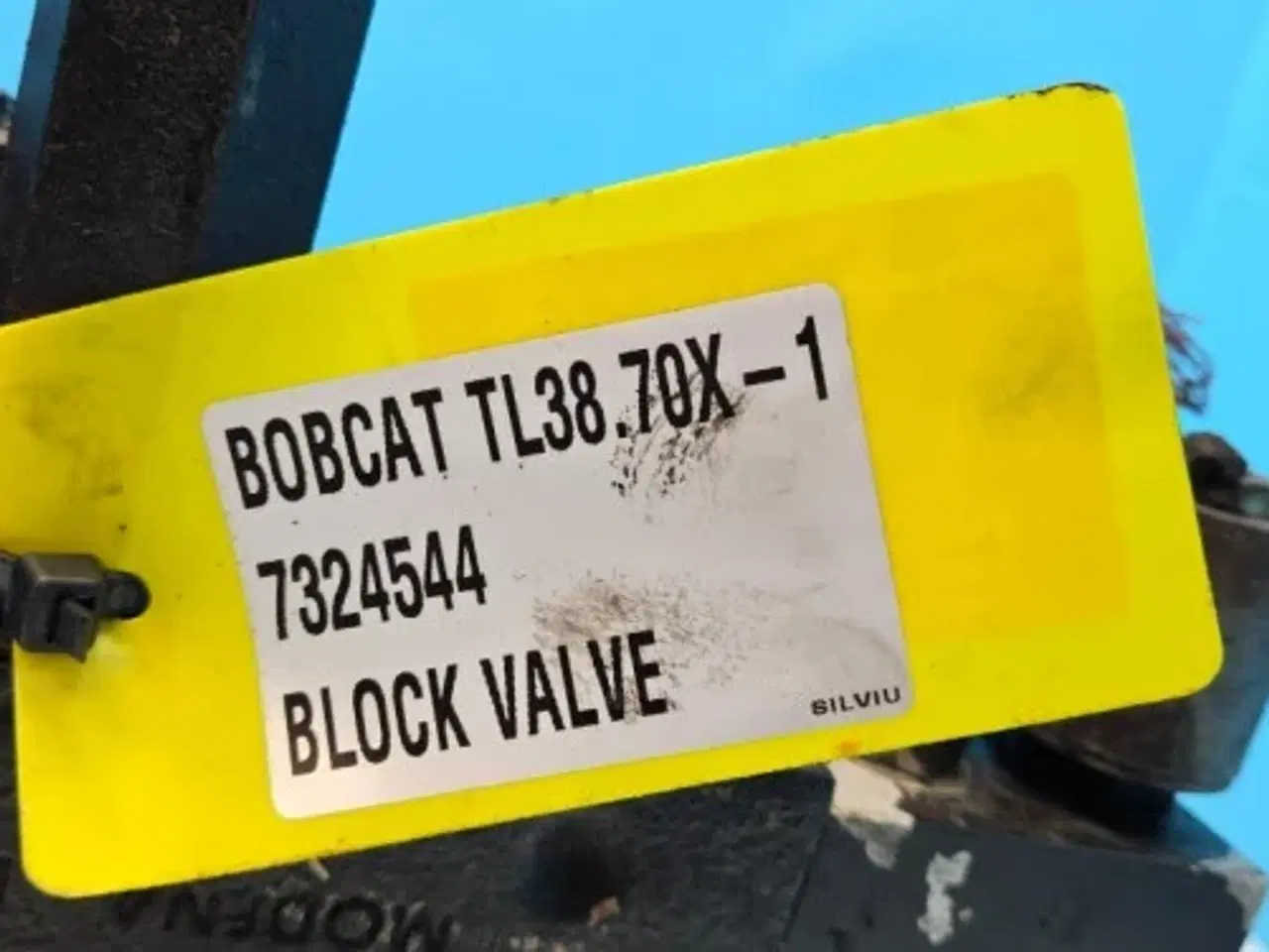 Billede 3 - Bobcat  TL38.70X  Ventil  7324544