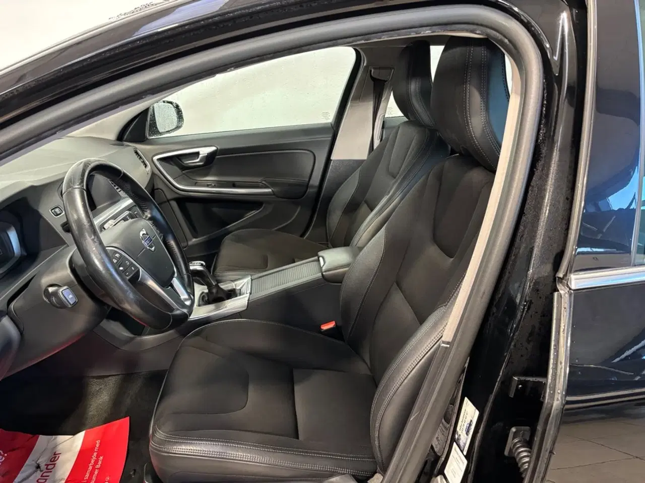 Billede 7 - Volvo V60 190HK Med aftageligt træk