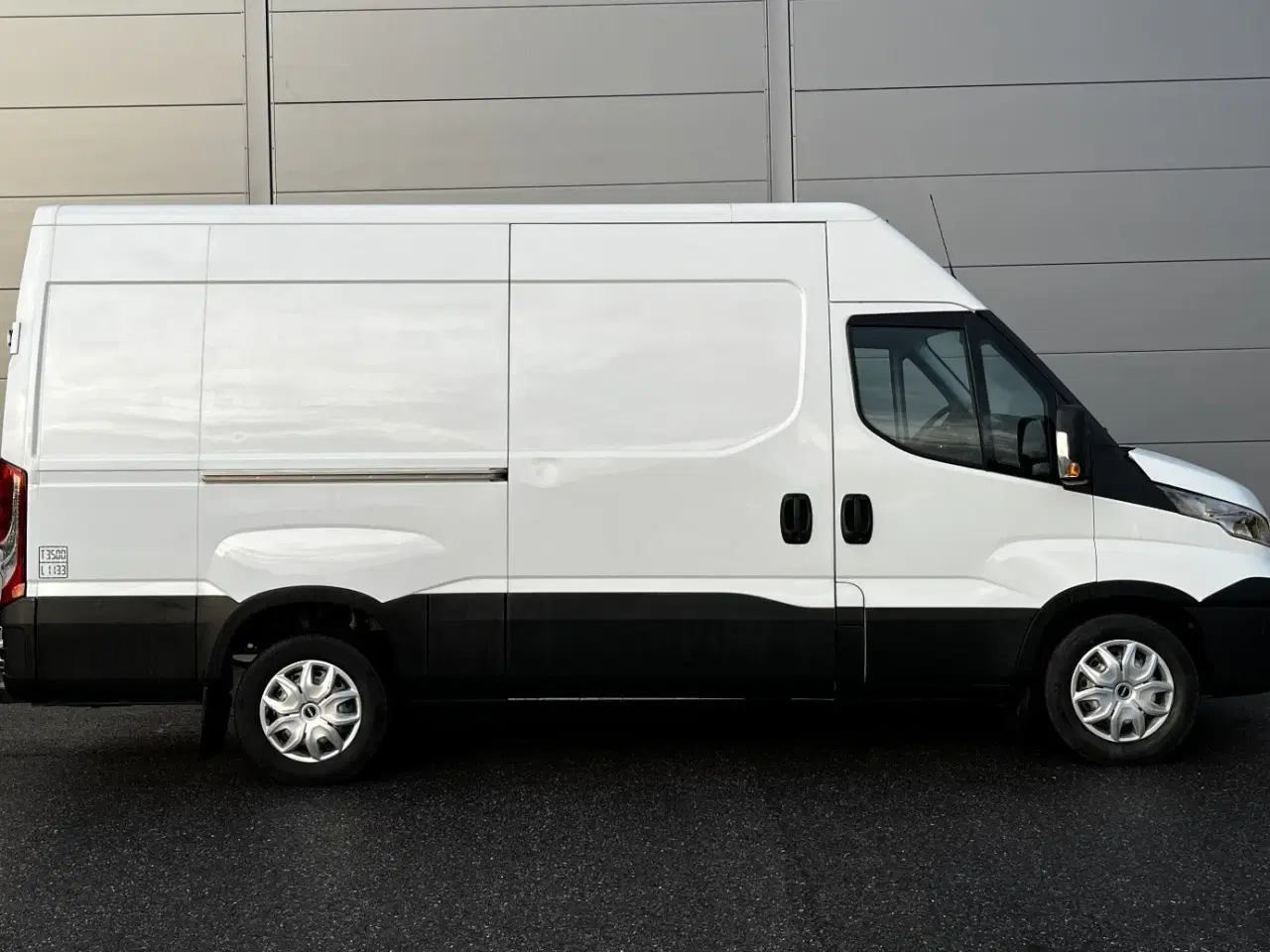 Billede 8 - Iveco Daily 3,0 35S17 12m³ Van AG8