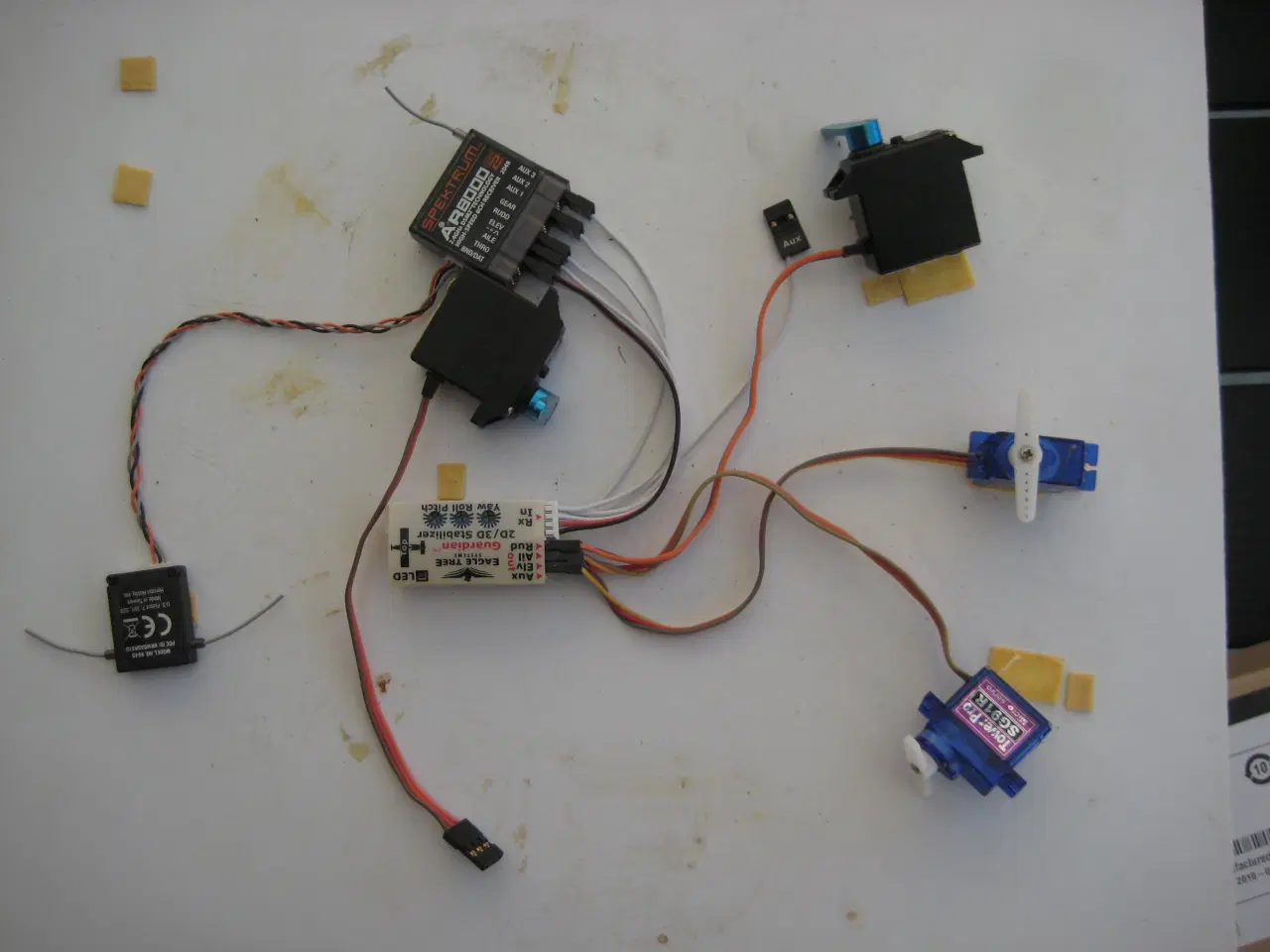 Billede 10 - Div. RC. fitteng mv. til modelfly