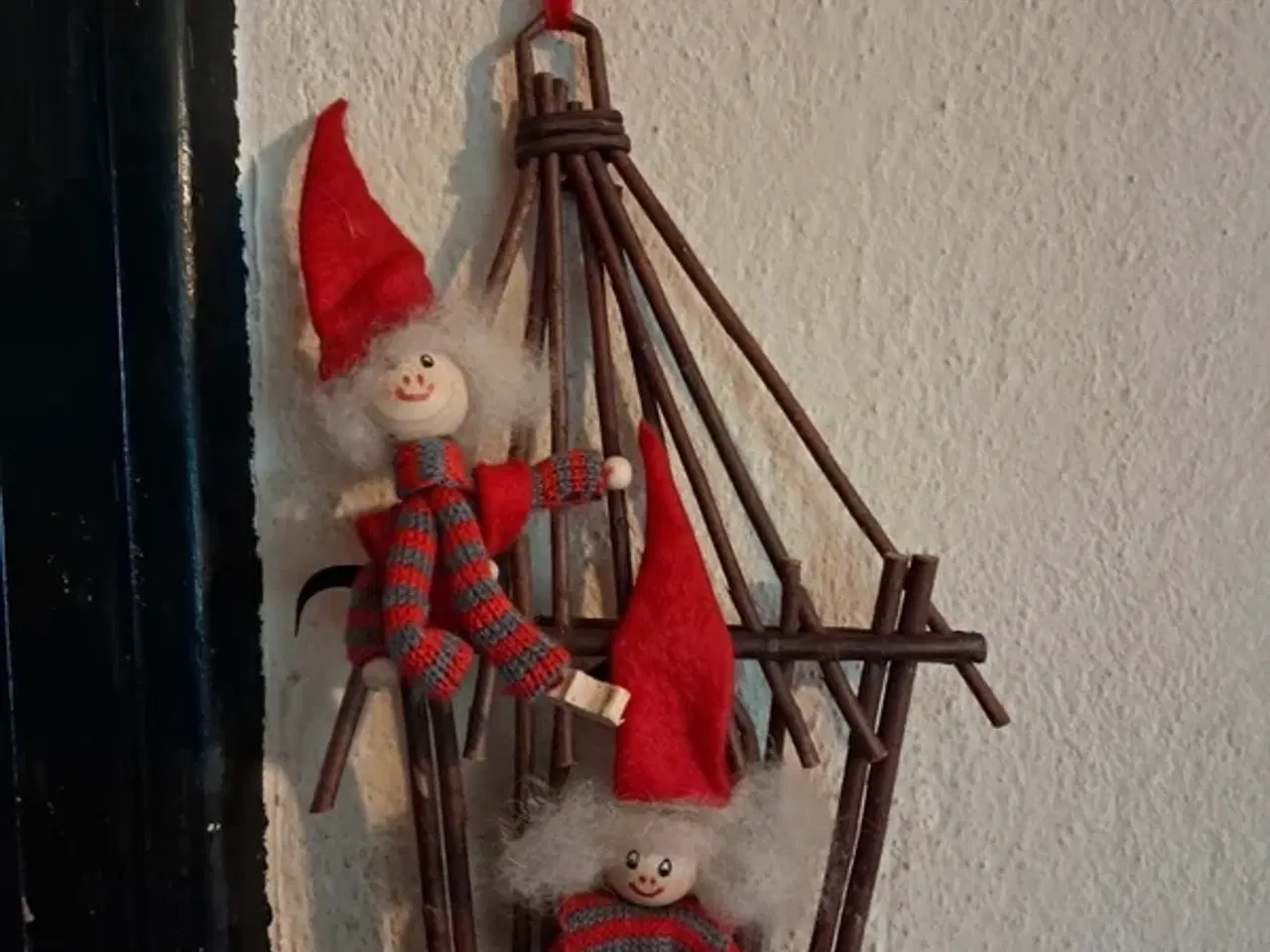 Billede 1 - Nisse med træpinde