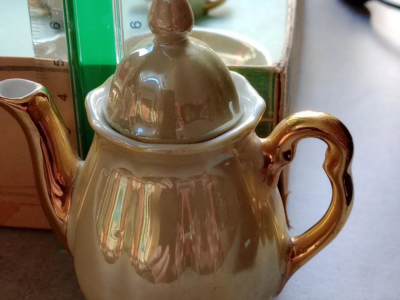 Billede 2 - Gammelt dukke kaffestel