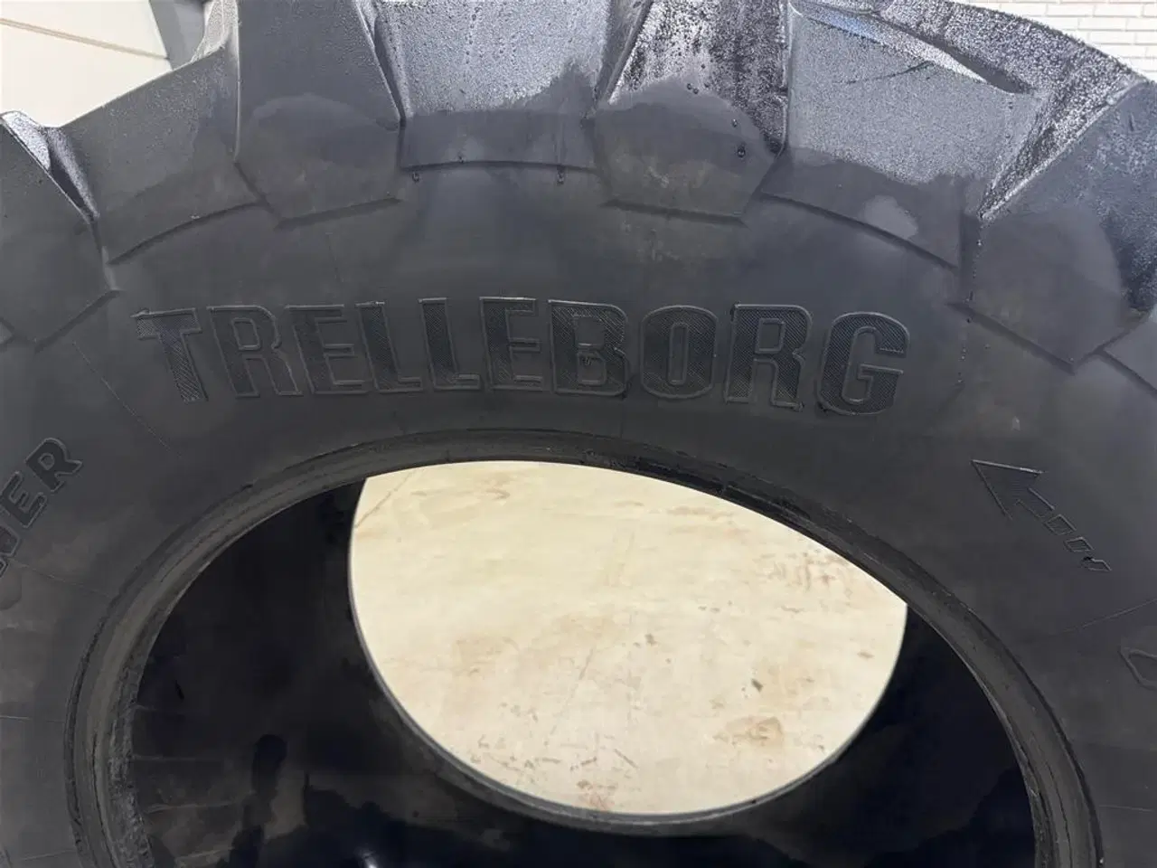 Billede 4 - Trelleborg 710/60 R34