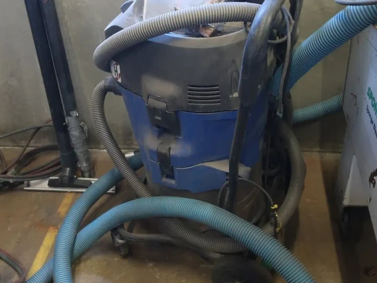 Billede 1 - Støv-/vådsuger NILFISK ALTO ATTIX 751