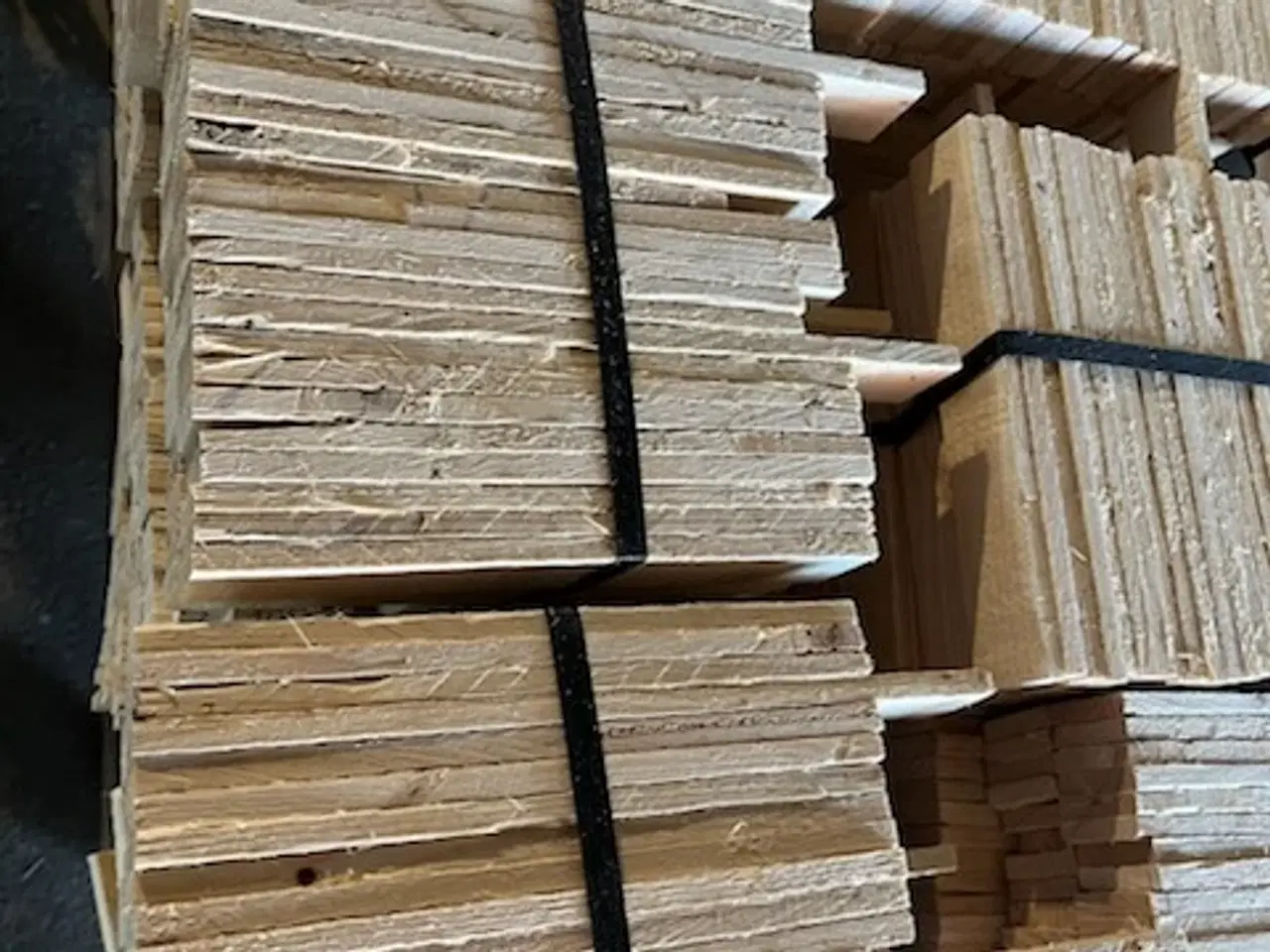 Billede 6 - Tørret Brænde Ask/ nåle / blandet løv