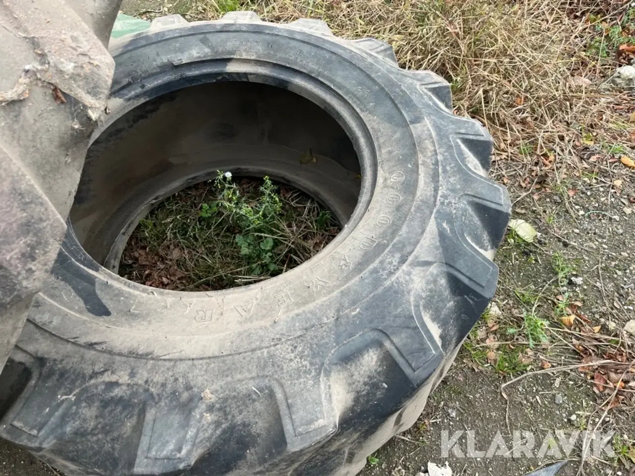 Billede 10 - Dæk Goodyear Super grip til rendegraver 2 styk